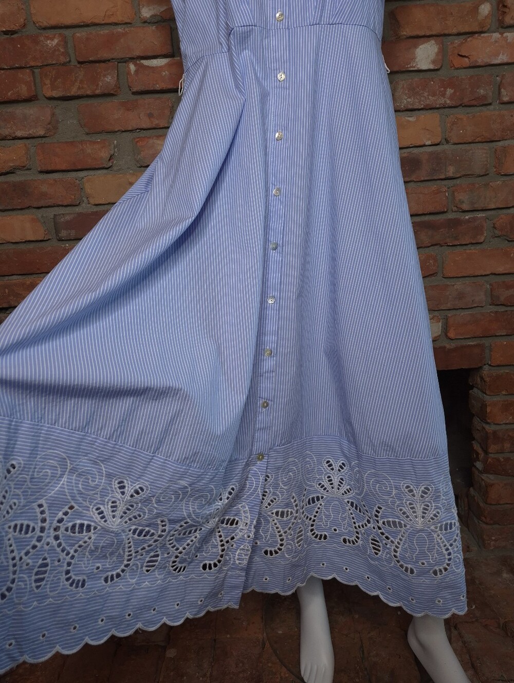 Ellen Tracy 100% Cotton Pinstripe Eyelet Button Front Maxi Dress L - Picture 3 of 11